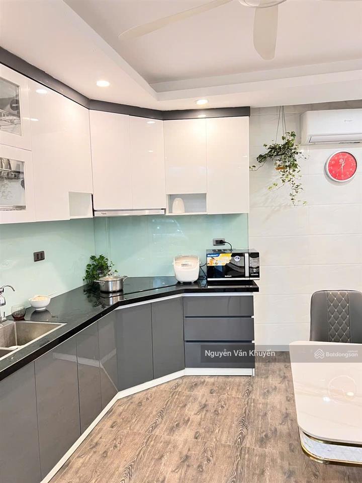 Việt hưng  đường 4m ô tô ngủ trong nhà  nội thất thiết kế riêng  15.5 tỷ