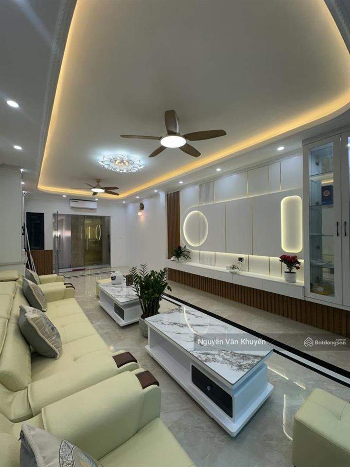Bán nhà ngọc thụy 55m2  mt 4m  7 tầng thang máy  gara ô tô  nội thất tiền tỷ  nhỉnh 11 tỷ