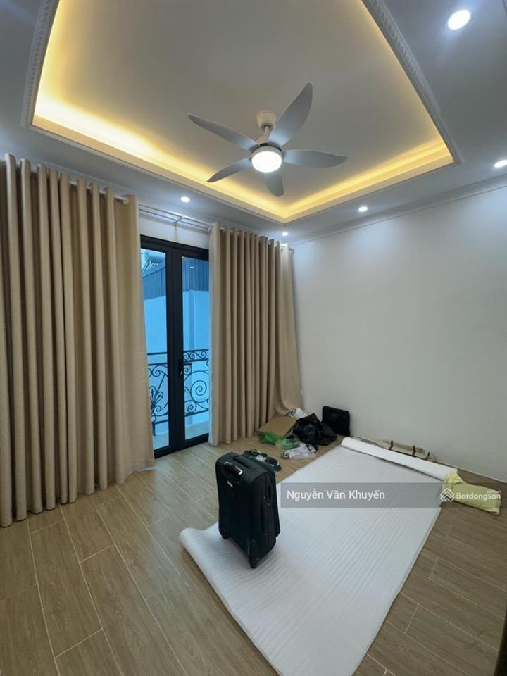 Bán nhà ngọc thụy 55m2  mt 4m  7 tầng thang máy  gara ô tô  nội thất tiền tỷ  nhỉnh 11 tỷ