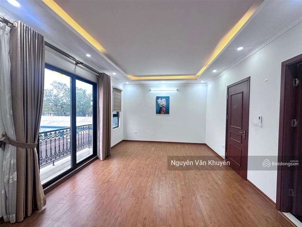 Nhỉnh 12 tỷ mua nhà gì ở hoa lâm? có ngay 48m2  6 tầng thang máy  ô tô đỗ cửa!