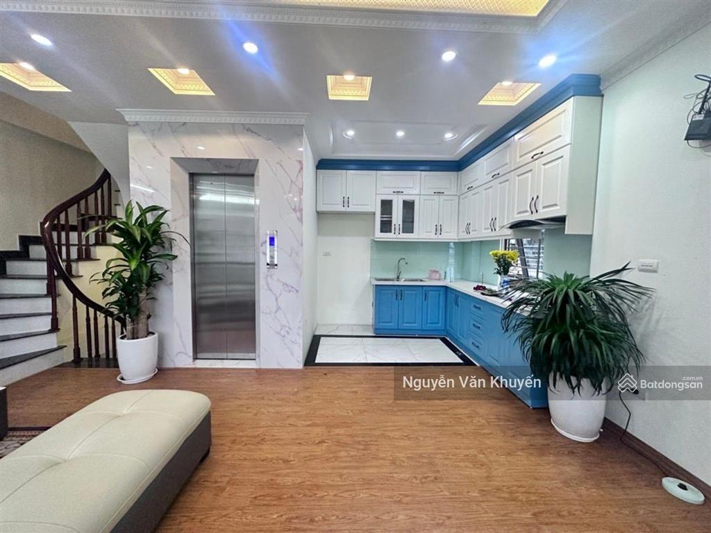 Nhỉnh 12 tỷ mua nhà gì ở hoa lâm? có ngay 48m2  6 tầng thang máy  ô tô đỗ cửa!