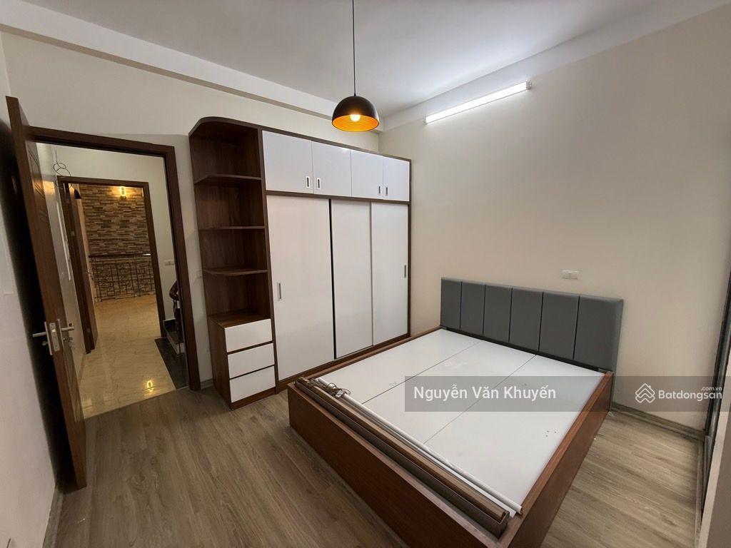 Bán nhà đức giang dân xây mới  diện tích 56m2, mt 4m, 5tầng (4 ngủ)  cách ô tô tránh 10m  9,2 tỷ