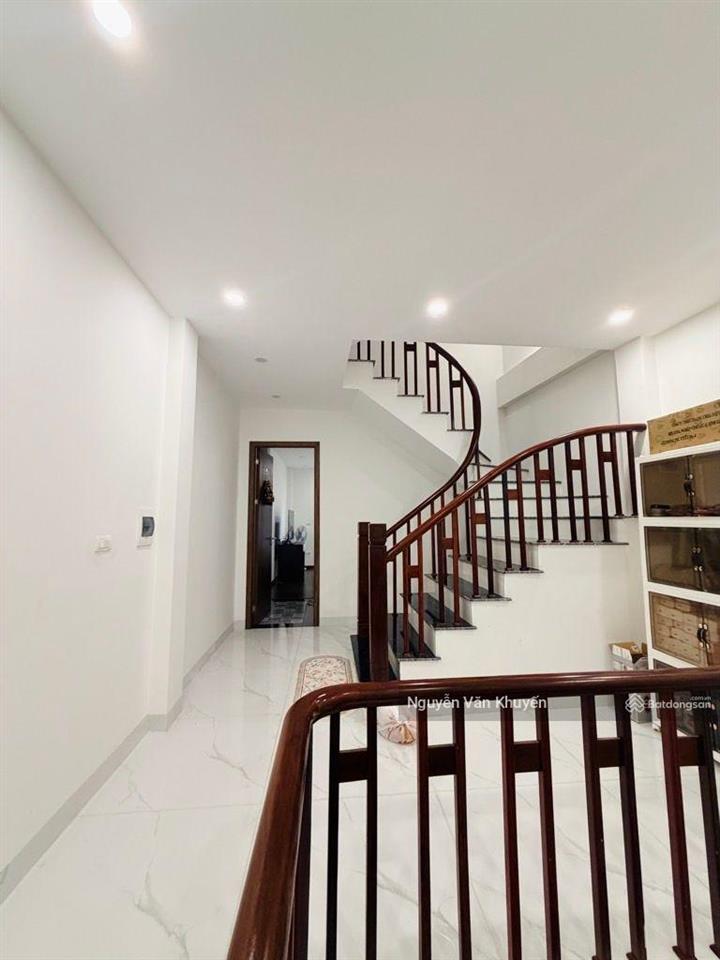 Bán nhà đẹp ngõ nông phố ô cách 55m², mt 4.5m, 6 tầng thang máy, cách ô tô tránh chỉ 20m, 10.6 tỷ.
