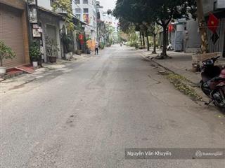 Chỉ 9.8 tỷ sở hữu ngay đất thanh am 65m2  đường 10m thông thương  30m ra hồ  tiện ích ngập tràn