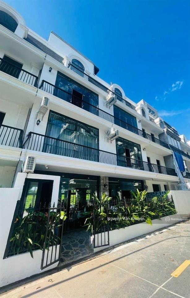 Bán bt liền kề thượng thanh 21 tỷ  đường 4 làn ô tô, đang khai thác hotel dòng tiền cao