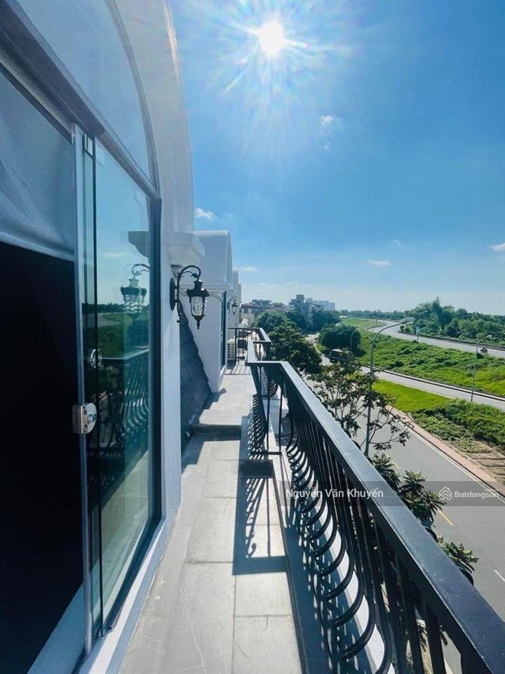 Bán bt liền kề thượng thanh 21 tỷ  đường 4 làn ô tô, đang khai thác hotel dòng tiền cao