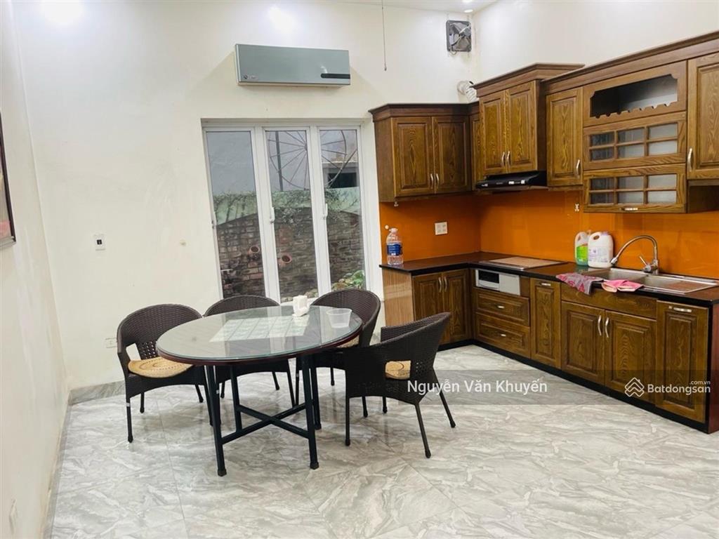 Bán biệt thự sân vườn ngọc thụy 127m2, ô tô thông, an ninh đỉnh, nhỉnh 22 tỷ