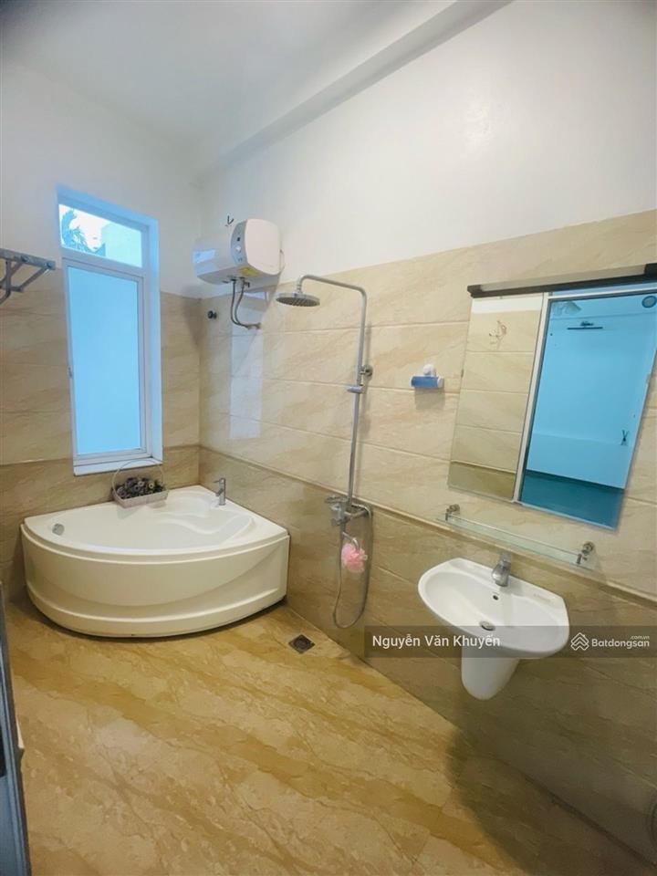Bán biệt thự sân vườn ngọc thụy 127m2, ô tô thông, an ninh đỉnh, nhỉnh 22 tỷ