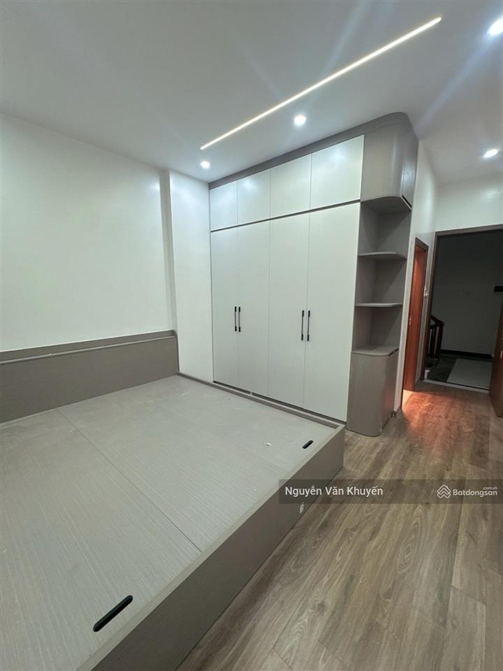 Nhà phố thanh am 65m² x 5 tầng thang máy, lô góc sáng thoáng, ngõ ô tô thông, nhỉnh 14 tỷ