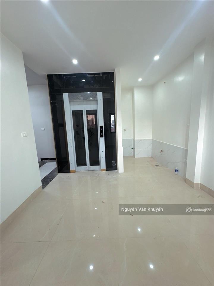 Nhà phố thanh am 65m² x 5 tầng thang máy, lô góc sáng thoáng, ngõ ô tô thông, nhỉnh 14 tỷ