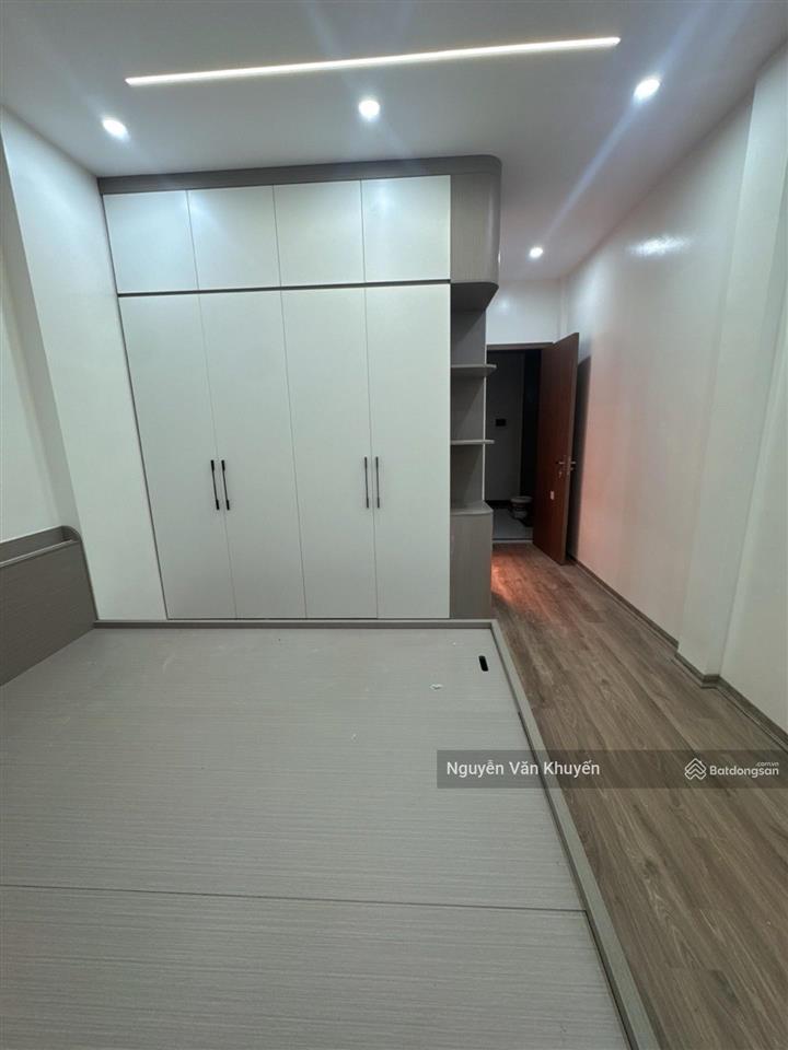 Nhà phố thanh am 65m² x 5 tầng thang máy, lô góc sáng thoáng, ngõ ô tô thông, nhỉnh 14 tỷ