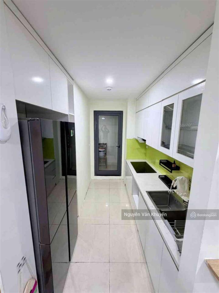 Nhỉnh 4,5 tỷ sở hữu ngay chung cư homeland thượng thanh long biên 59m2, tặng full đồ.