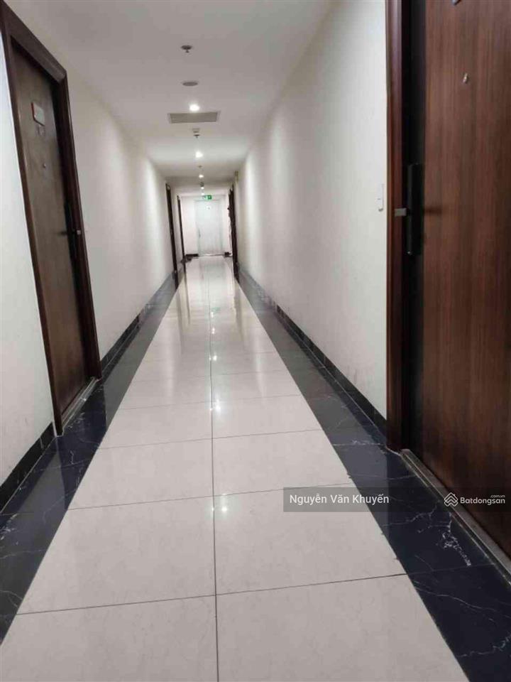 Nhỉnh 4,5 tỷ sở hữu ngay chung cư homeland thượng thanh long biên 59m2, tặng full đồ.