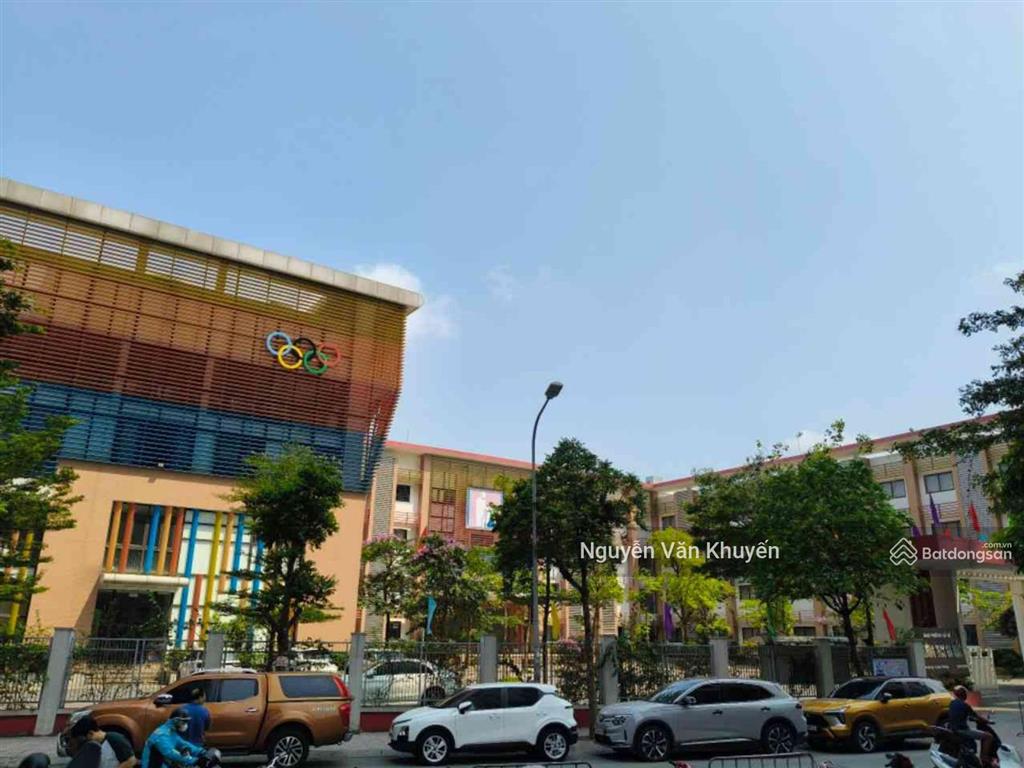 Nhỉnh 4,5 tỷ sở hữu ngay chung cư homeland thượng thanh long biên 59m2, tặng full đồ.