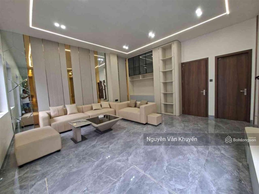 Ở sướng, pháp lý chuẩn nhà nguyễn văn cừ 97m2, 7 tầng thang máy, 15.9 tỷ
