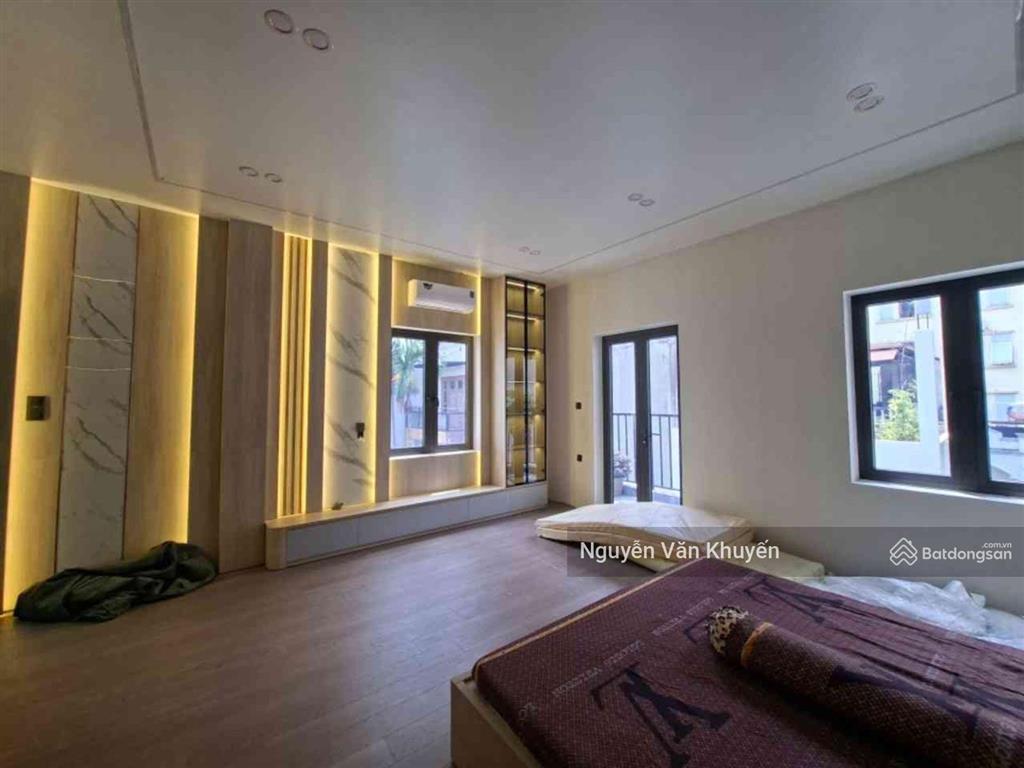 Ở sướng, pháp lý chuẩn nhà nguyễn văn cừ 97m2, 7 tầng thang máy, 15.9 tỷ