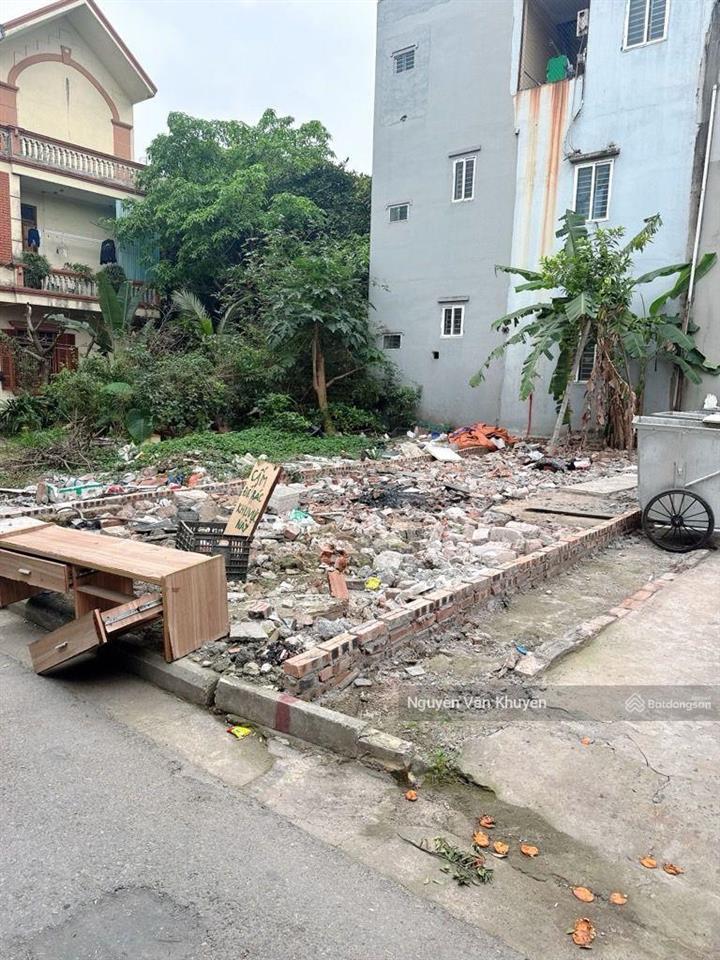 Đất hoa lâm 57m2  mt 4.7m  đường 4m ngõ thông  ô tô ngủ trong đất  giá hot nhỉnh 12 tỷ