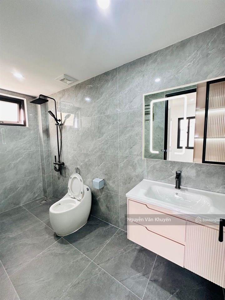 Nhà đẹp bồ đề tìm chủ mới! 75m2, 7 tầng, thang máy, ô tô đỗ cửa, nhỉnh 17 tỷ