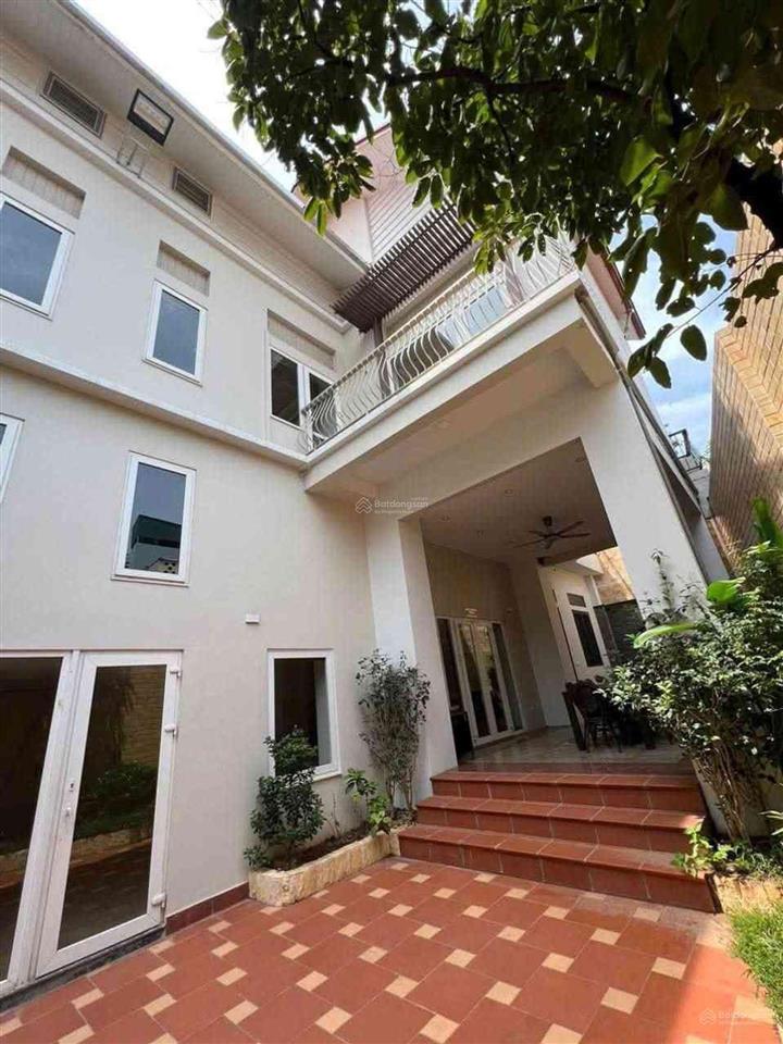 Biệt thự ngọc thụy 313m2  ô tô tránh  mặt tiền 13.5m  hưởng lợi quy hoạch