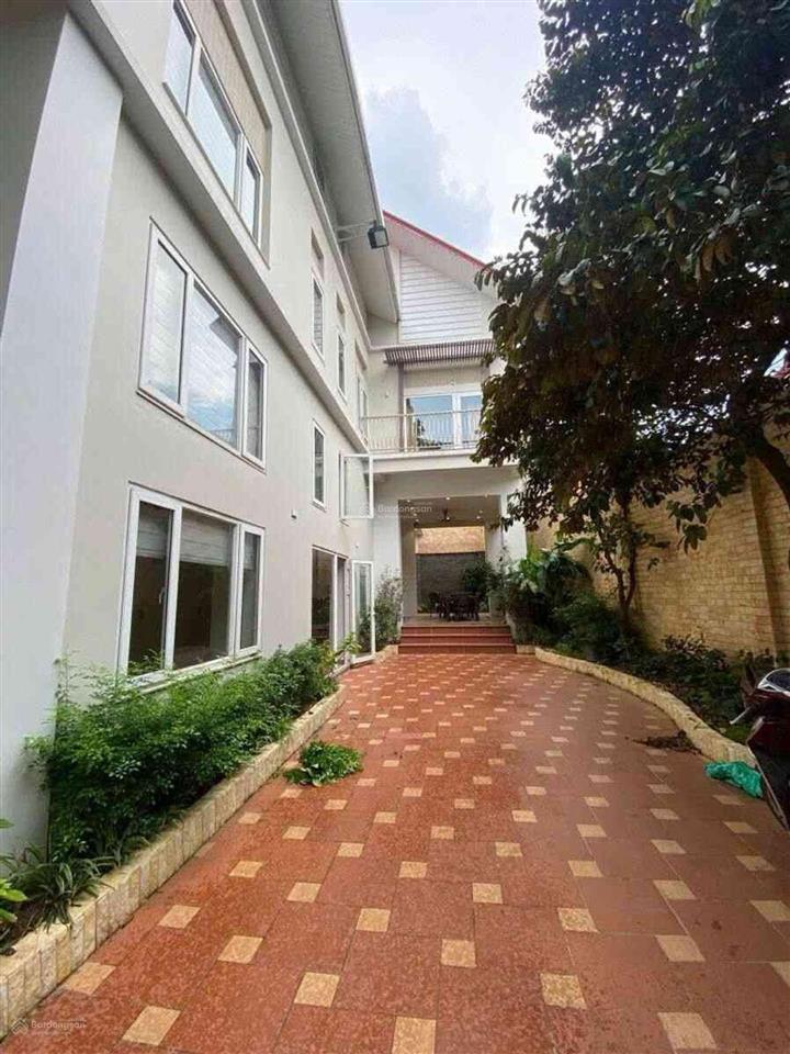 Biệt thự ngọc thụy 313m2  ô tô tránh  mặt tiền 13.5m  hưởng lợi quy hoạch