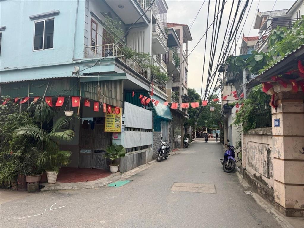 Bán gấp nhà đẹp gia quất, bồ đề  6 tầng thang máy  37m2, mt 5m  chỉ 7.6 tỷ