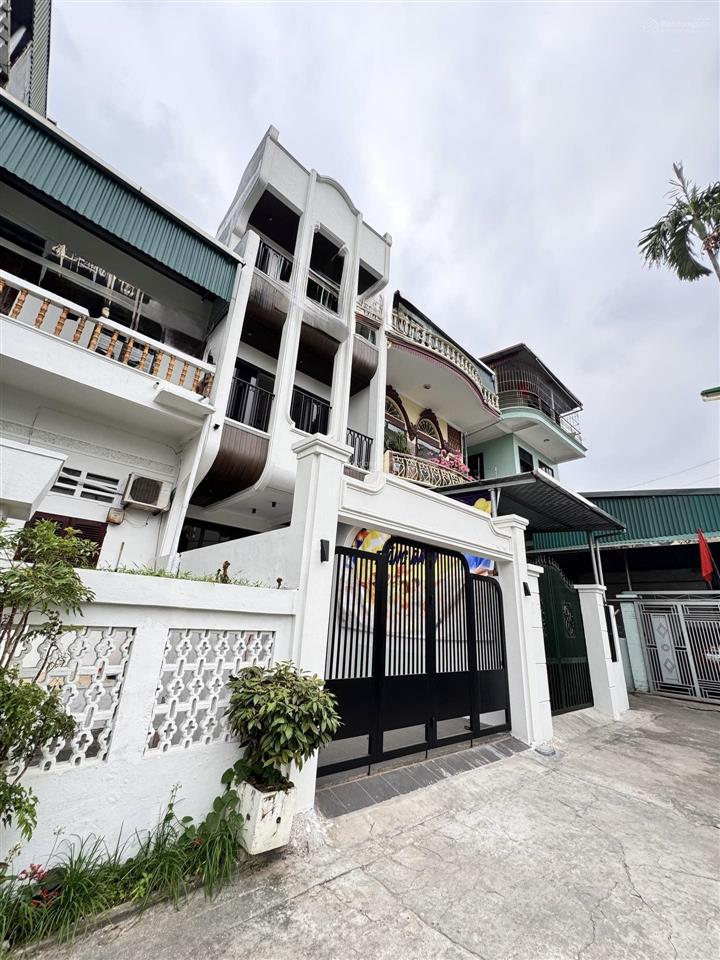 Giảm 500tr! nhà 3 tầng view hồ đức giang, ô tô vào, chờ thang máy  14.2 tỷ