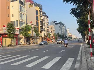 Bán nhà lô góc nguyễn lam, long biên  4 tầng, ô tô vào nhà, kề sát vinhomes  nhỉnh 12 tỷ