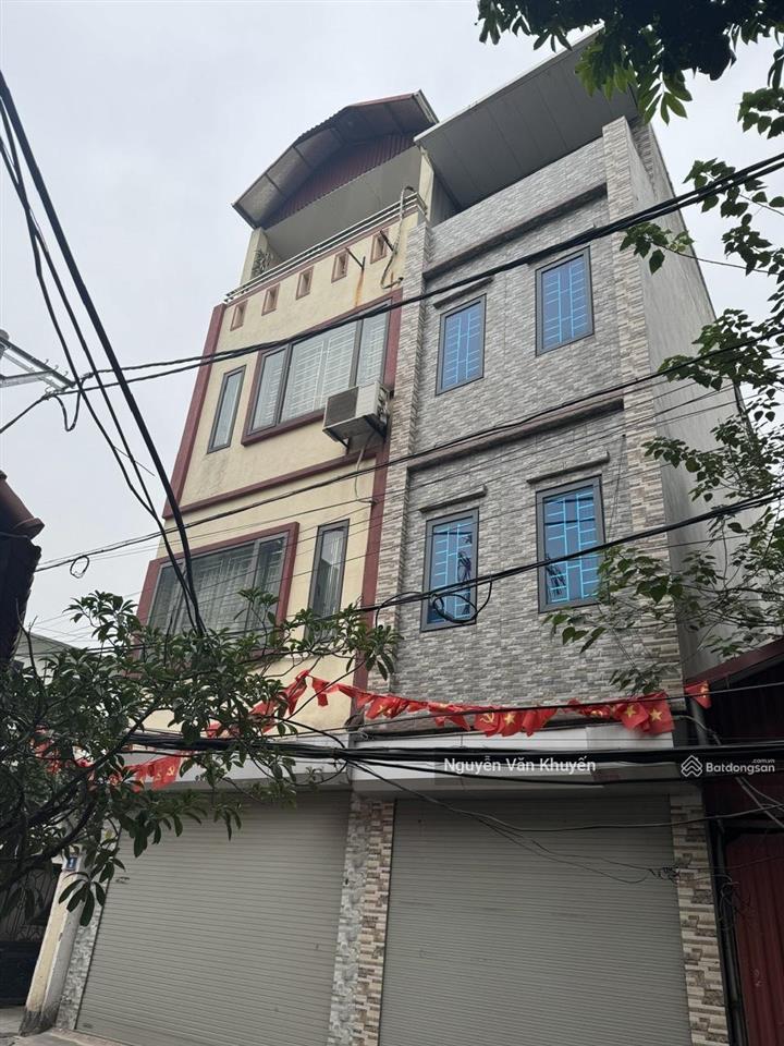 Thượng thanh  8.2 tỷ  46m2 x 4 tầng  gara ô tô riêng biệt  chủ tự xây cực chắc chắn