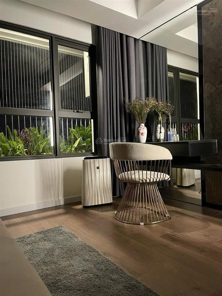 Cho thuê căn góc view hồ  3n/2wc (99m2), full nội thất, vị trí đẹp  giá 11.5tr/ tháng
