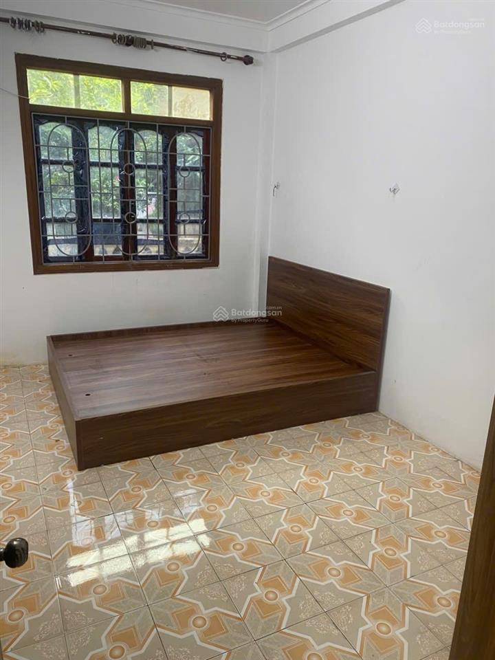 Chính chủ cho thuê nhà nguyên căn 2 tầng ngõ 262 khương đình