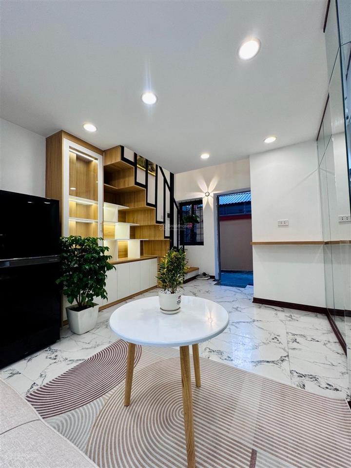 Nhà riêng thanh xuân 21m2, 4 tầng, 2pn, ô tô cách 25m, dòng tiền 9tr/tháng chỉ 4.x tỷ