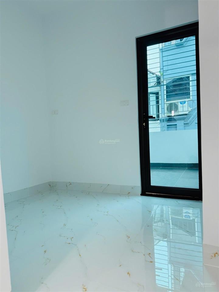 Nhà đẹp thanh xuân 23m, 5 tầng, 3pn, phân lô, ô tô đỗ cửa, ngõ thông tứ tung, trung tâm thanh xuân