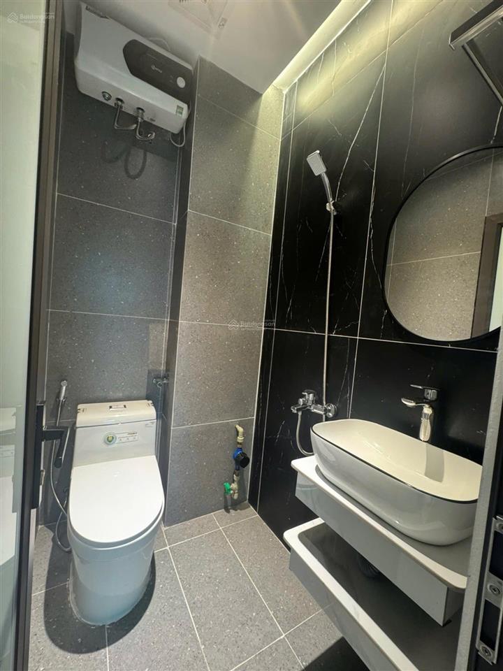 Ccmn văn quán 83m2, 6 tầng, 18 phòng khép kín, mt hơn 14m, full nội thất, dòng tiền 1 tỷ/năm