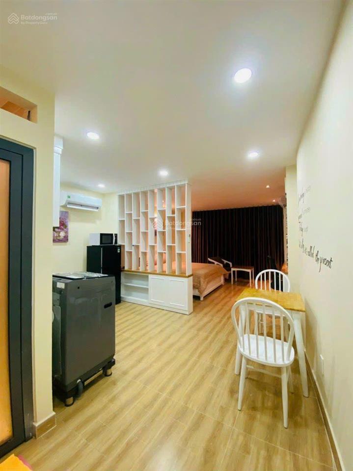 Vị trí kinh doanh (4x22m) 3 tầng btct hẻm vip khu an ninh gần rạch xuyên tâm bùi đình túy p24 bt