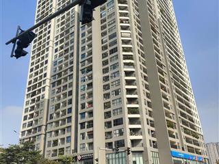 Chủ nhà gửi bán căn 2ngủ+2vệ sinh, 81m2 đầy đủ nội thất .giá bán 10.5 tỷ thu về