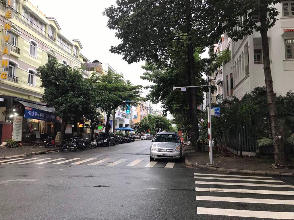 Bán cặp đôi nhà phố kinh doanh hưng phước, phú mỹ hưng, quận 7, diện tích 222m2, giá 66 tỷ, shr