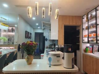 Gia đình cần tiền bán gấp căn hộ 3pn ,2wc căn sân vườn đẹp nhất dự án. giá chỉ 9.9 tỷ.