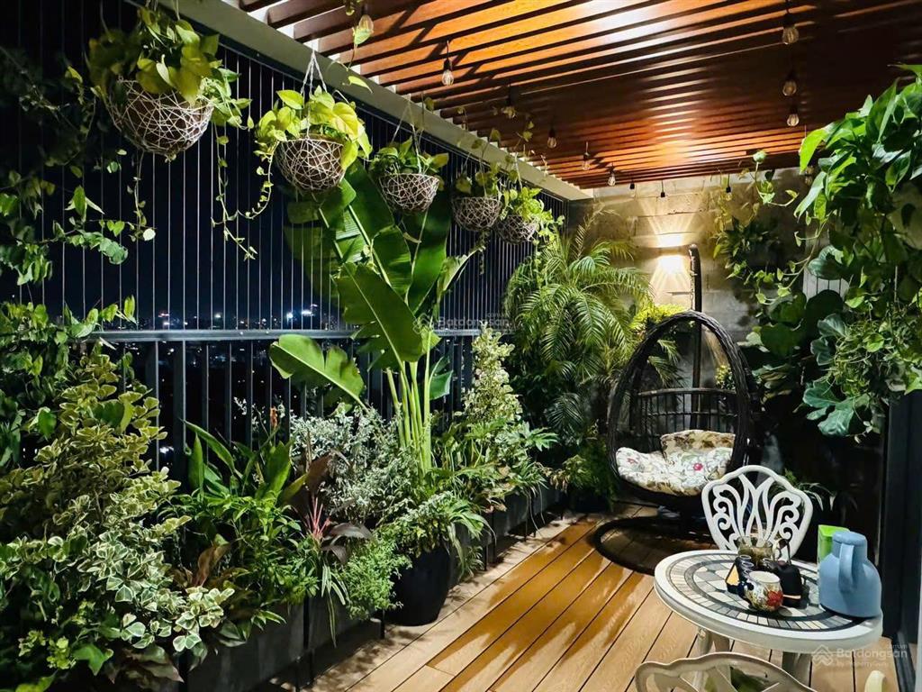 Cần tiền bán gấp căn hộ 3pn, 2wc, diện tích 114m², căn sân vườn nổi bật dự án.  0964 161 ***
