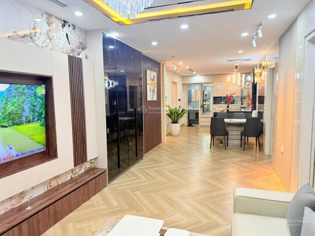 Chính chủ bán nhanh căn hộ 3pn, căn sân vườn 114m², giá chỉ 8,9 tỷ.  0964 161 ***