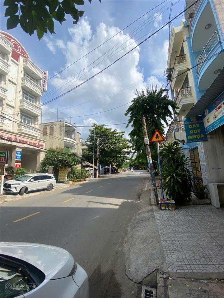 Dòng tiền 35tr/th, thu về 28tr, chdv full nội thất 8p kdc nam long đường 16m, 4.5x18 giá chỉ 8.8 tỷ