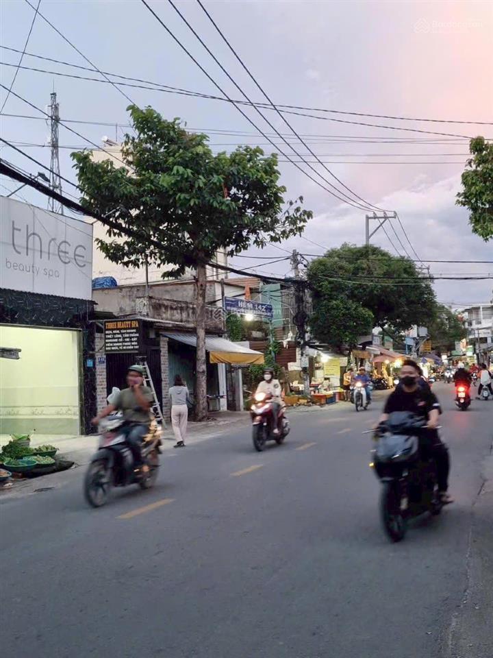 Bán gấp mt huỳnh thị hai, 3 tầng kinh doanh sầm uất  đoạn gần đường nguyễn ảnh thủ 9.45 tỷ