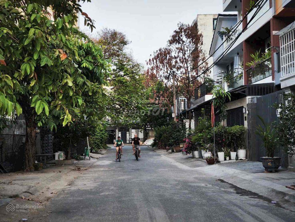 Bán đất tại kênh tham lương,kdc tân tiến giá 6,15 tỷ, 108 m2, giá siêu hời, view đẹp