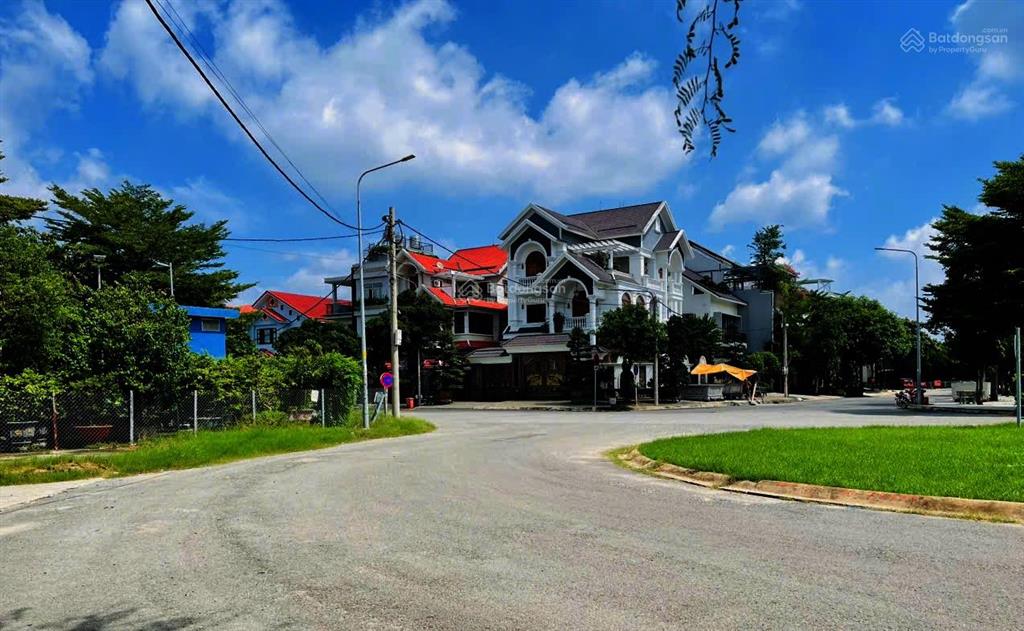 Kdc cao cấp phú nhuận, lê thị riêng đối diện ubnd quận 12, 5x18m, 90m2 giá 5.99 tỷ