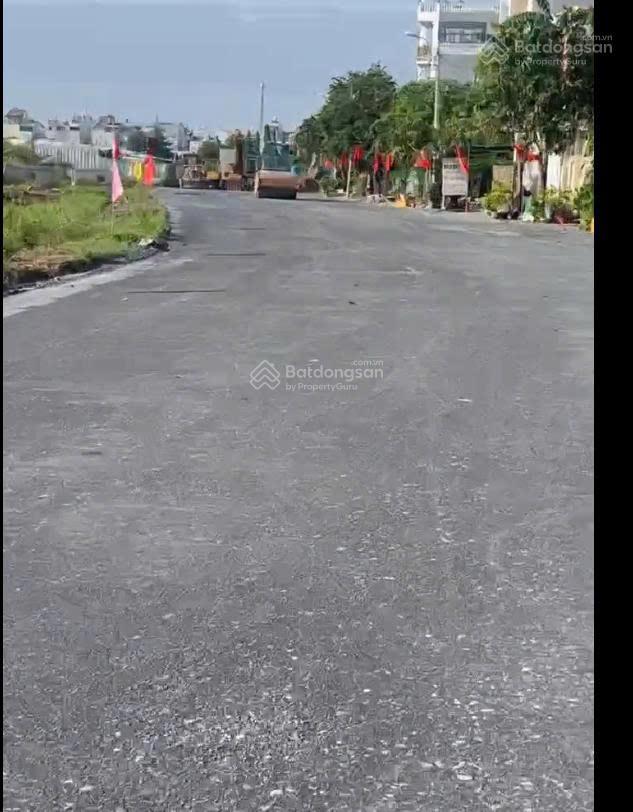 Mặt tiền kênh tham lương tiềm năng  sinh lời kdc tân tiến 5x19m, 107m2, nở hậu giá 9.8 tỷ