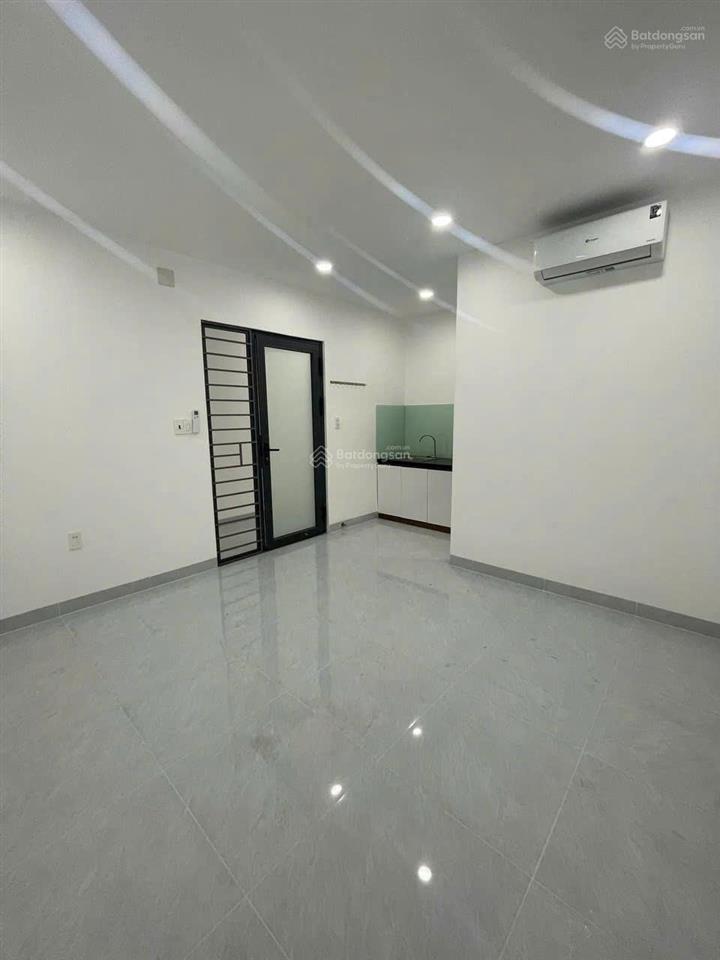 Chdv 4 tầng doanh thu 25tr, 5m x 20m kdc tân tiến kênh tham lương