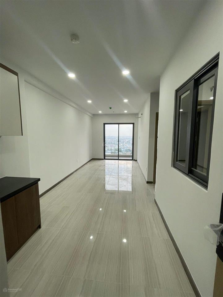 Cho thuê bcons sala 2pn2wc có 1 máy lạnh