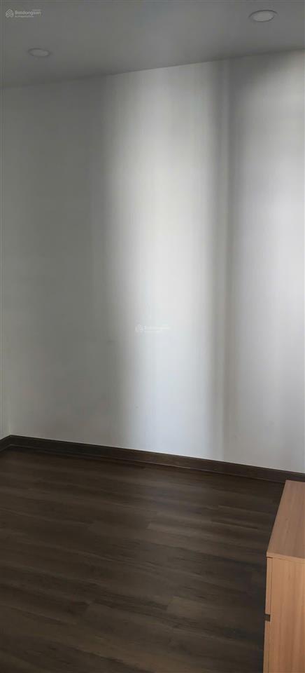 Cho thuê bcons sala 2pn2wc full nt dính tường + 1 máy lạnh giá rẻ nhất