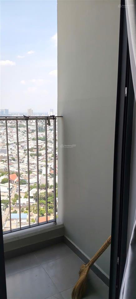 Cho thuê bcons sala 2pn2wc full nt dính tường + 1 máy lạnh giá rẻ nhất