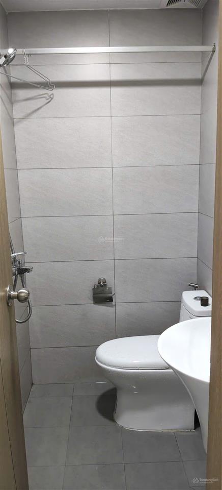 Cho thuê bcons sala 2pn2wc full nt dính tường + 1 máy lạnh giá rẻ nhất