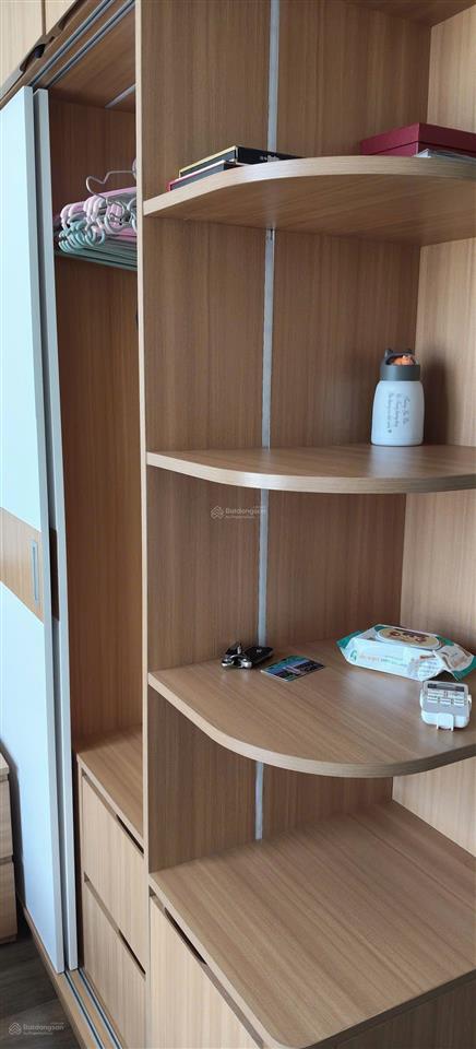 Cho thuê bcons sala 2pn2wc full nt dính tường + 1 máy lạnh giá rẻ nhất